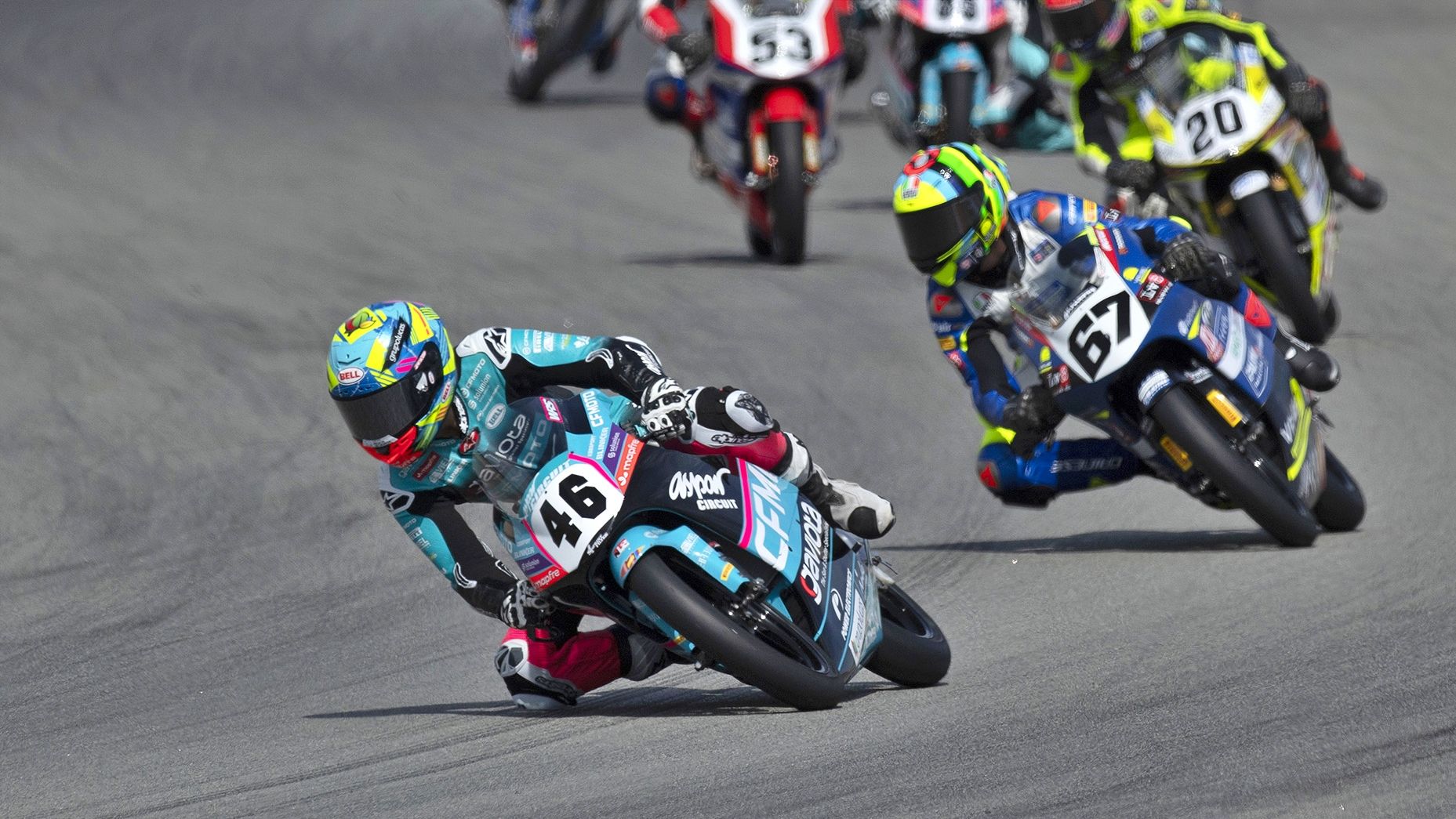 Álvaro Lucas y Lorenzo Pritelli se han repartido las victorias de Moto4 en Valencia
