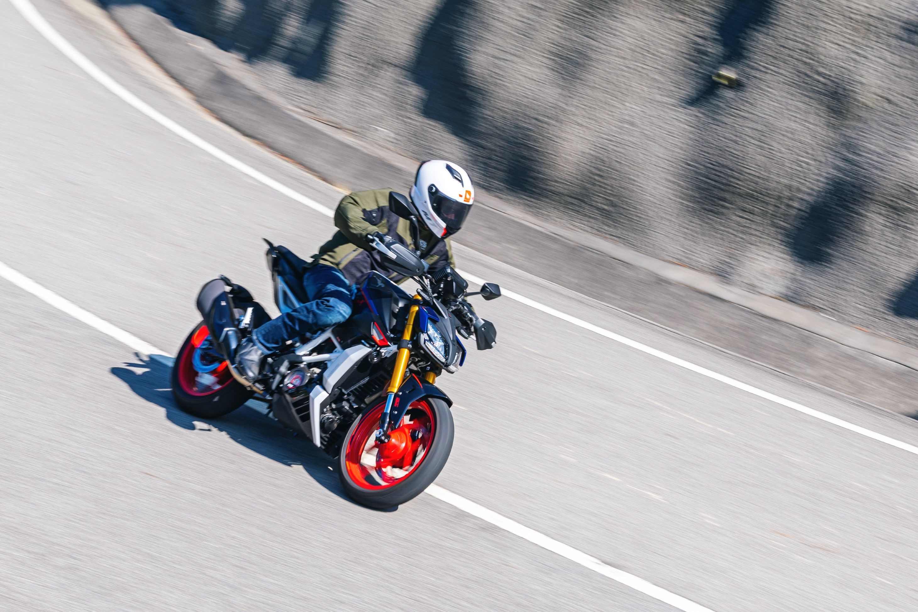 Fotos TVS Gama Performance 2026