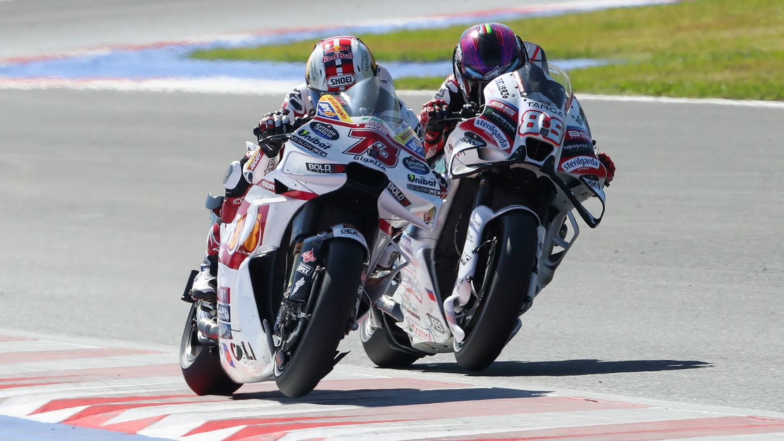 Álex Márquez en paralelo con Jorge Martín, MotoGP Misano 2026