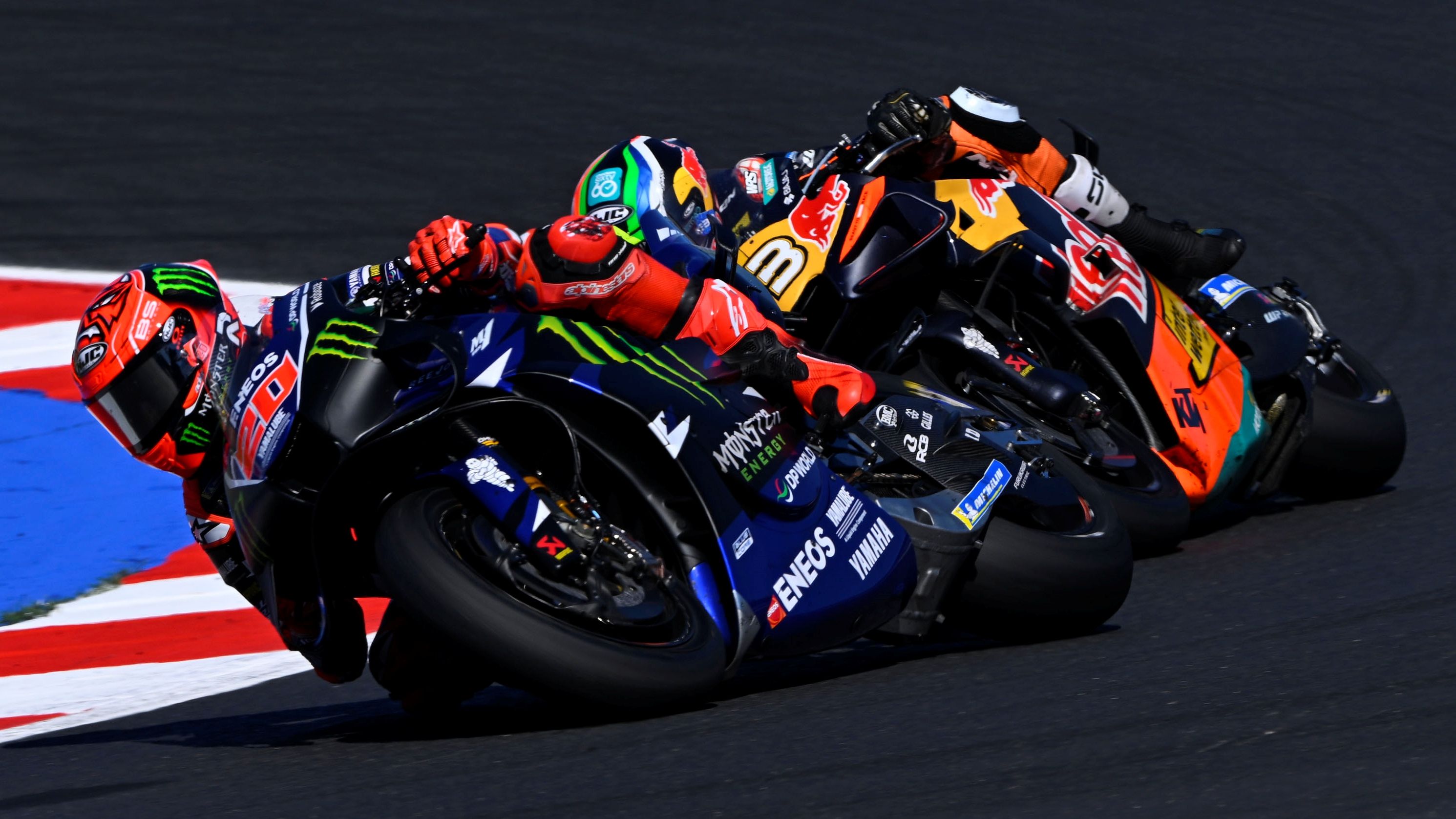 Fabio Quartararo acechado por Brad Binder, MotoGP Misano 2026