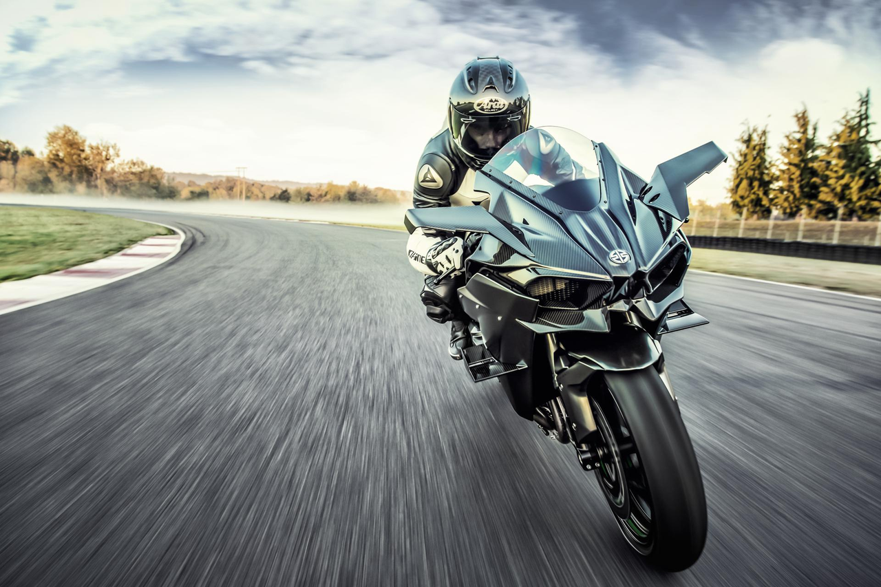 Regresa la Kawasaki Ninja H2 para 2027: un nuevo motor sobrealimentado con 209 CV