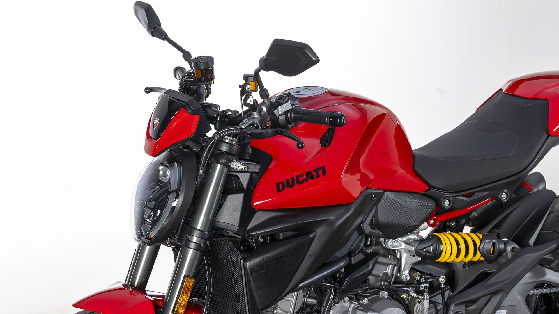 Ducati Monster 2026 Detalles (20)