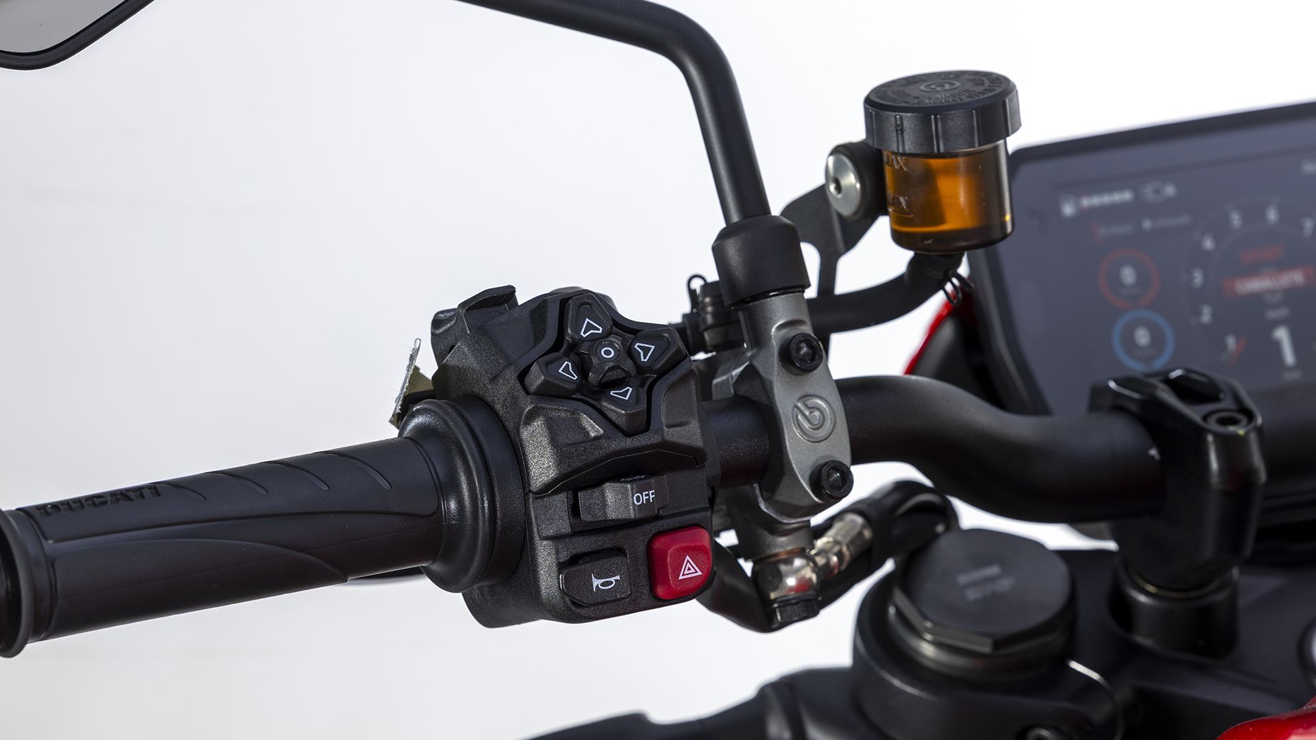 Ducati Monster 2026 Detalles (26)