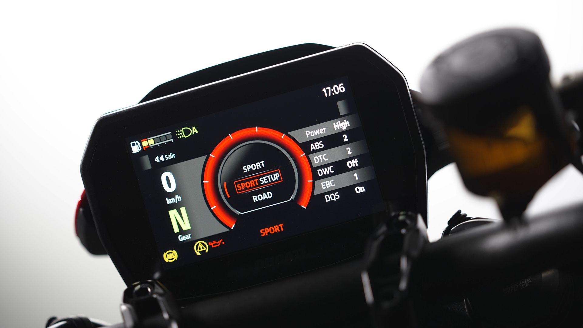 Ducati Monster 2026 Detalles cuadro (2)