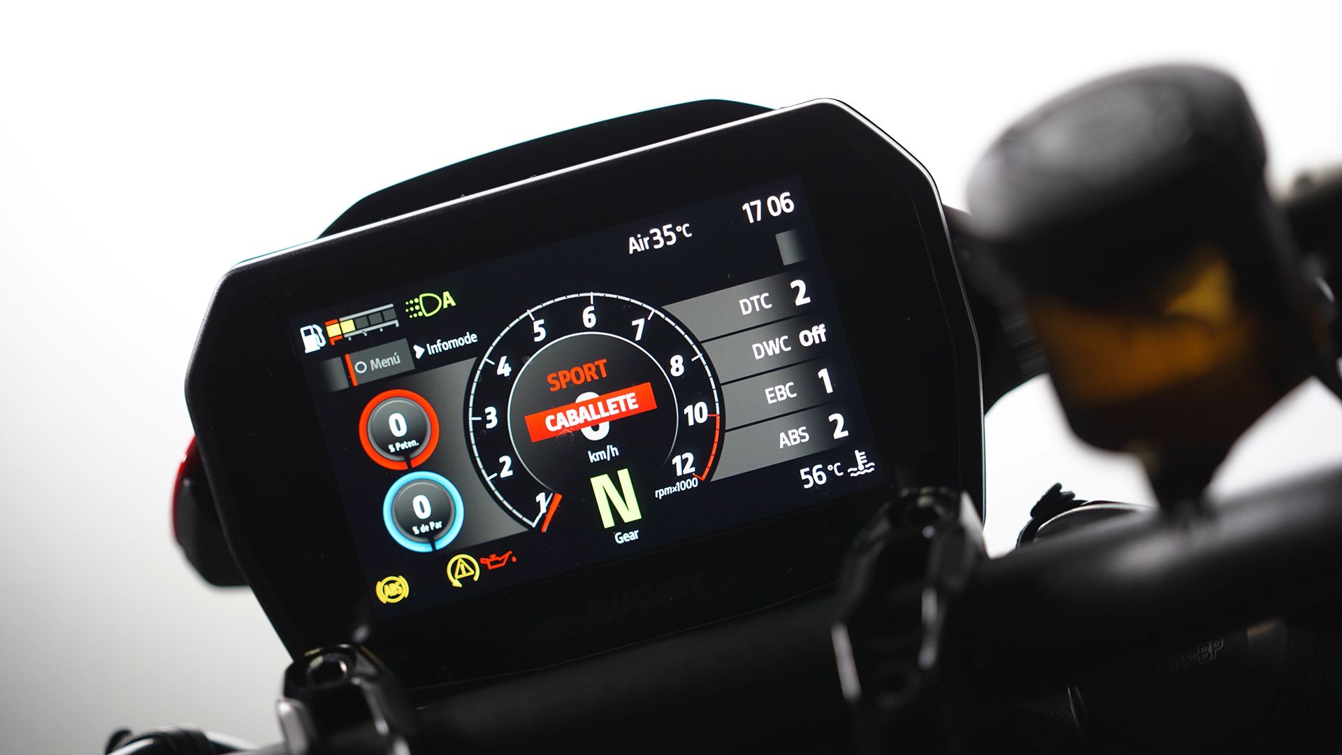 Ducati Monster 2026 Detalles cuadro (4)