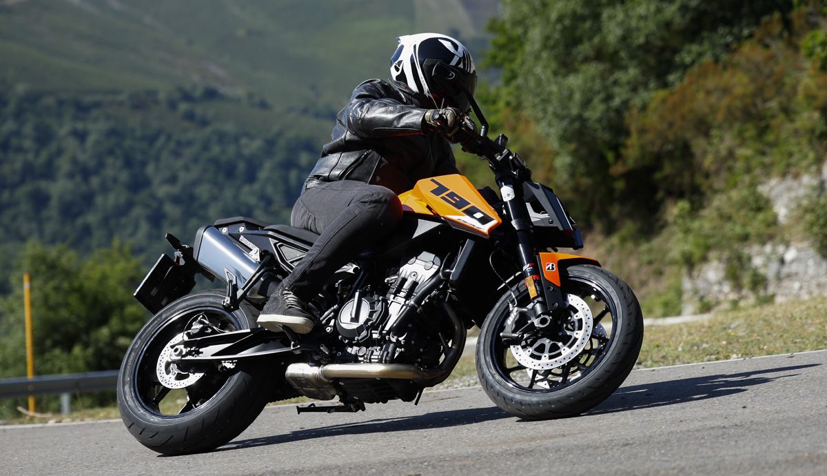 KTM 790 Duke 2026 Accion (5)
