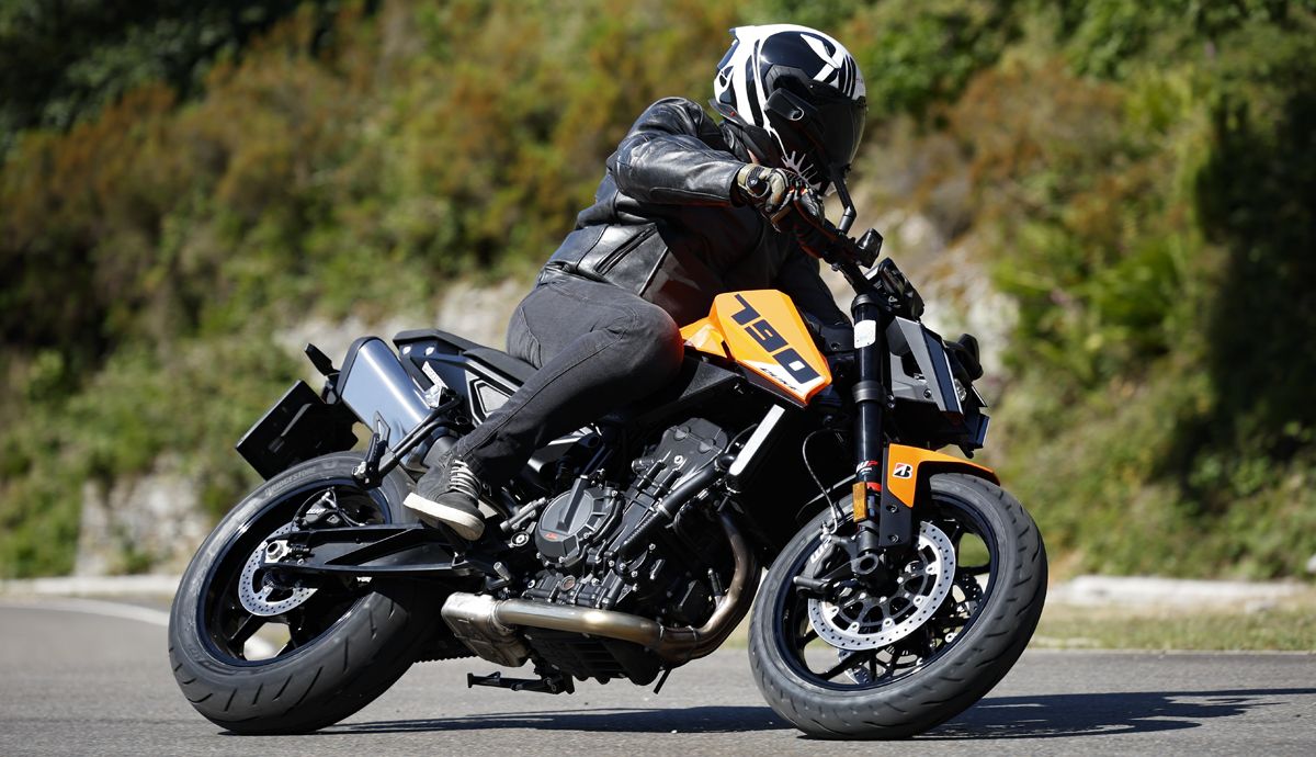 KTM 790 Duke 2026 Accion (15)