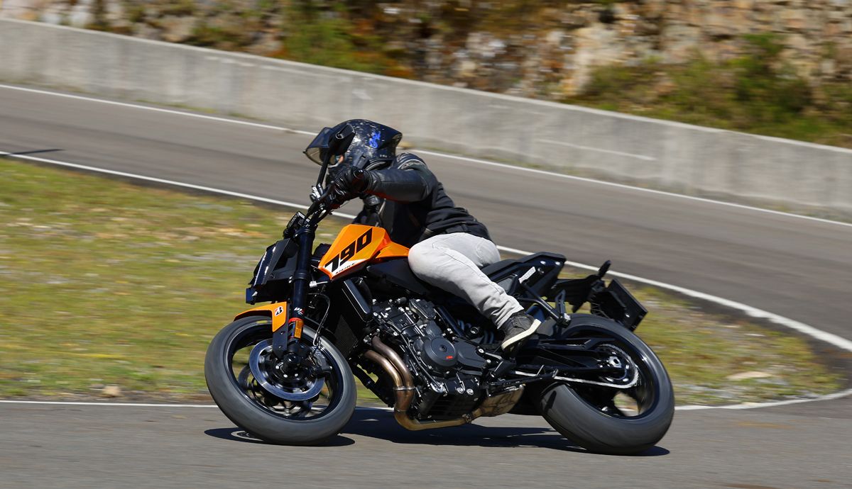 KTM 790 Duke 2026 Accion (19)