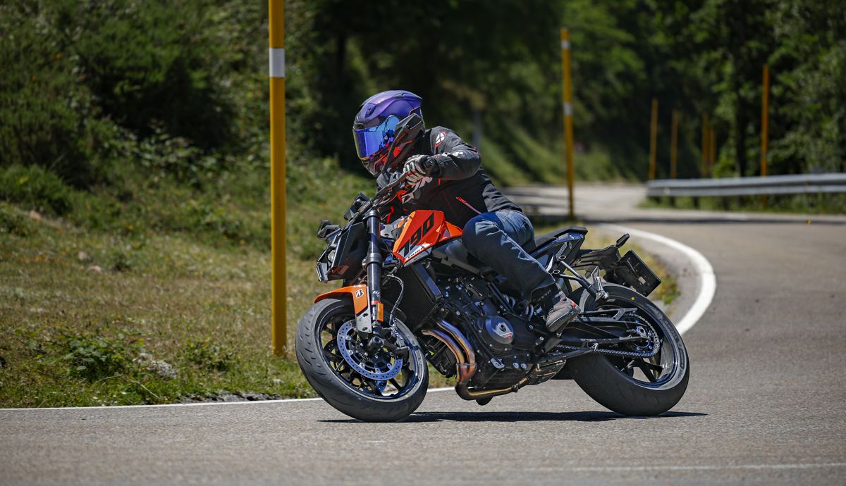 KTM 790 Duke 2026 Accion (23)