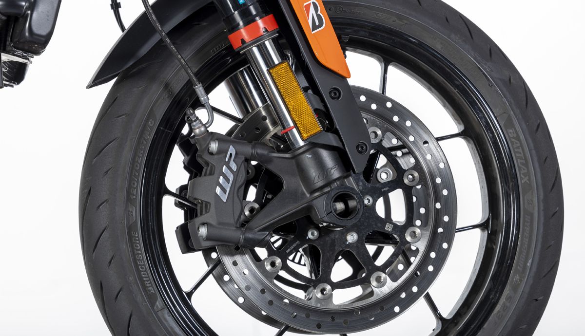 KTM 790 Duke 2026 Detalles (7)
