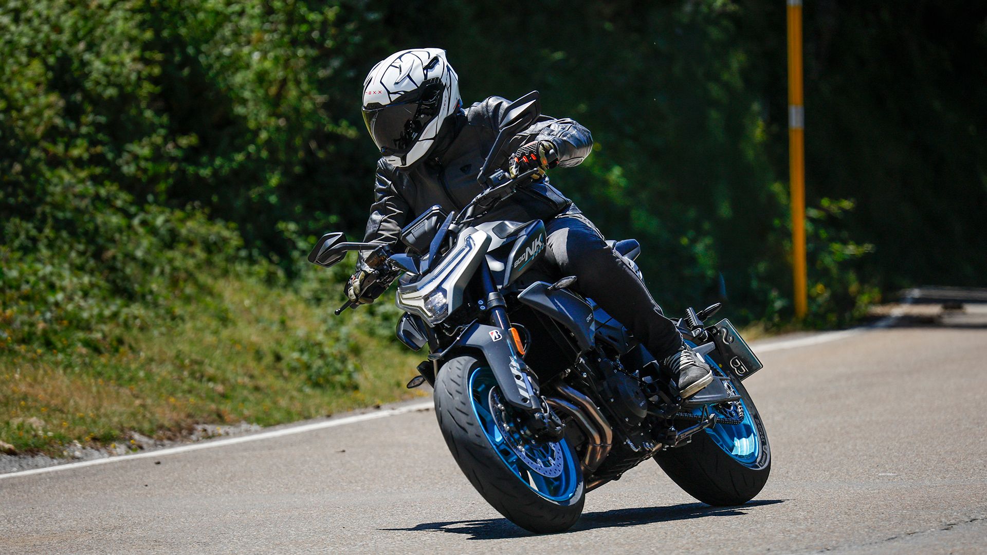 CFMoto 800NK 2026 Accion (8)