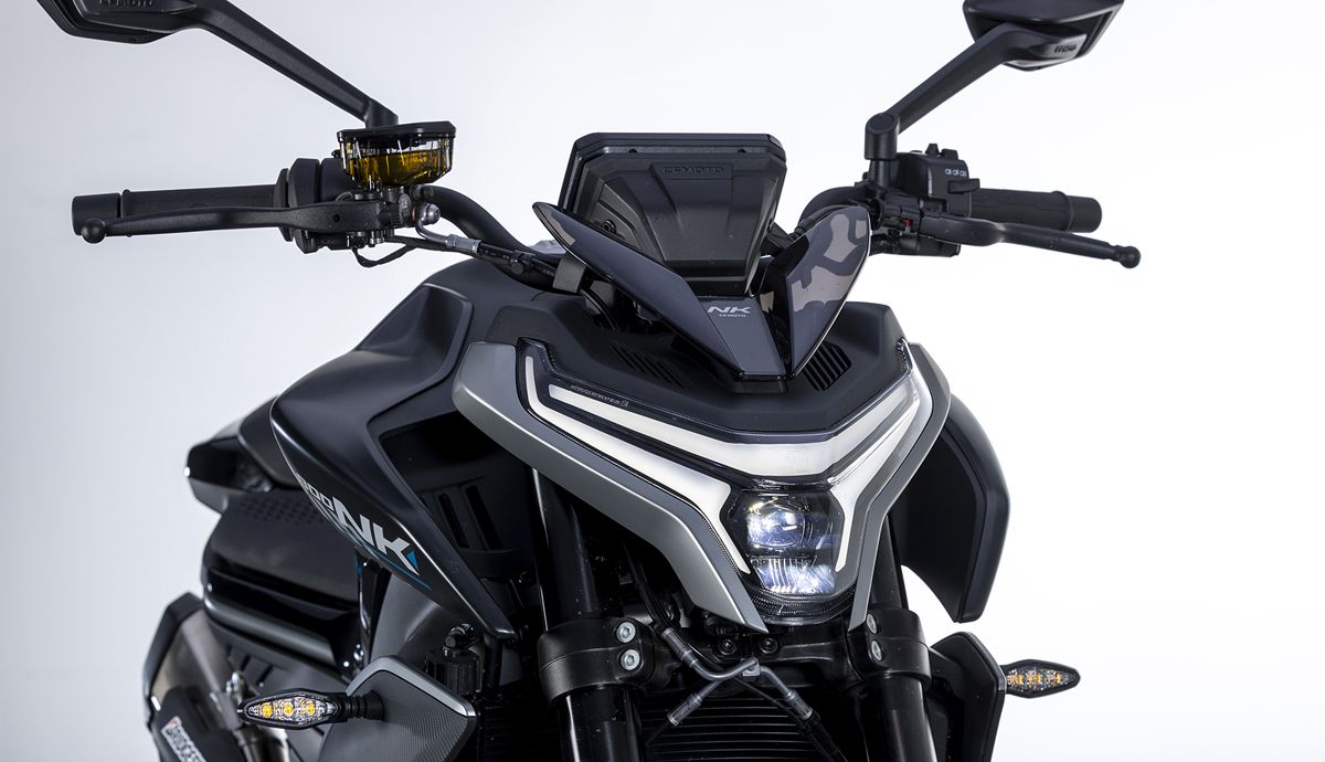 CFMoto 800NK 2026 Detalles (10)