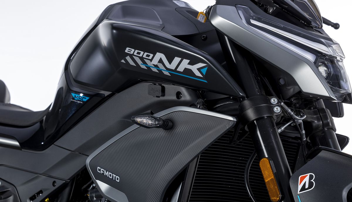 CFMoto 800NK 2026 Detalles (15)