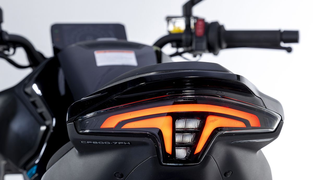 CFMoto 800NK 2026 Detalles (23)