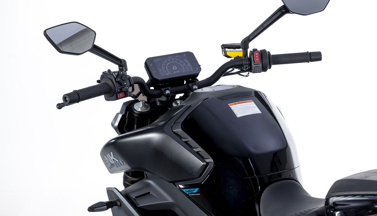 CFMoto 800NK 2026 Detalles (26)
