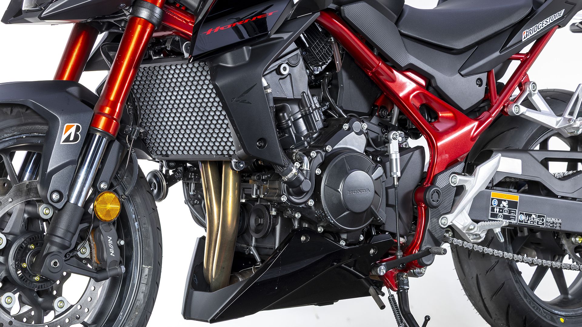 Honda CB750 Hornet E Clutch 2026 Detalles (18)