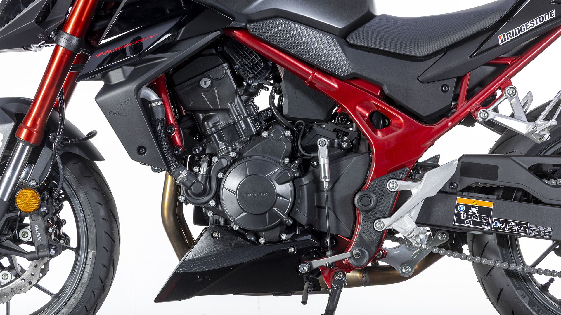 Honda CB750 Hornet E Clutch 2026 Detalles (19)