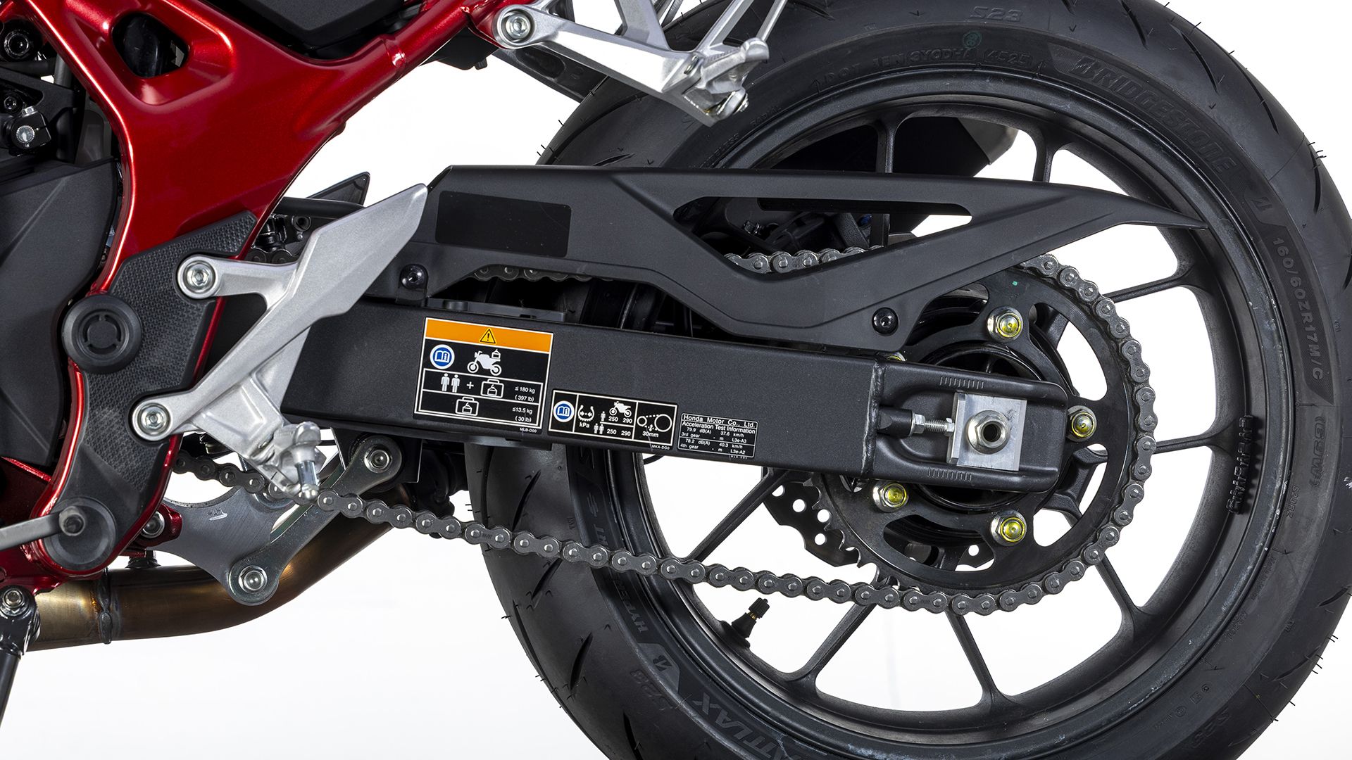 Honda CB750 Hornet E Clutch 2026 Detalles (20)