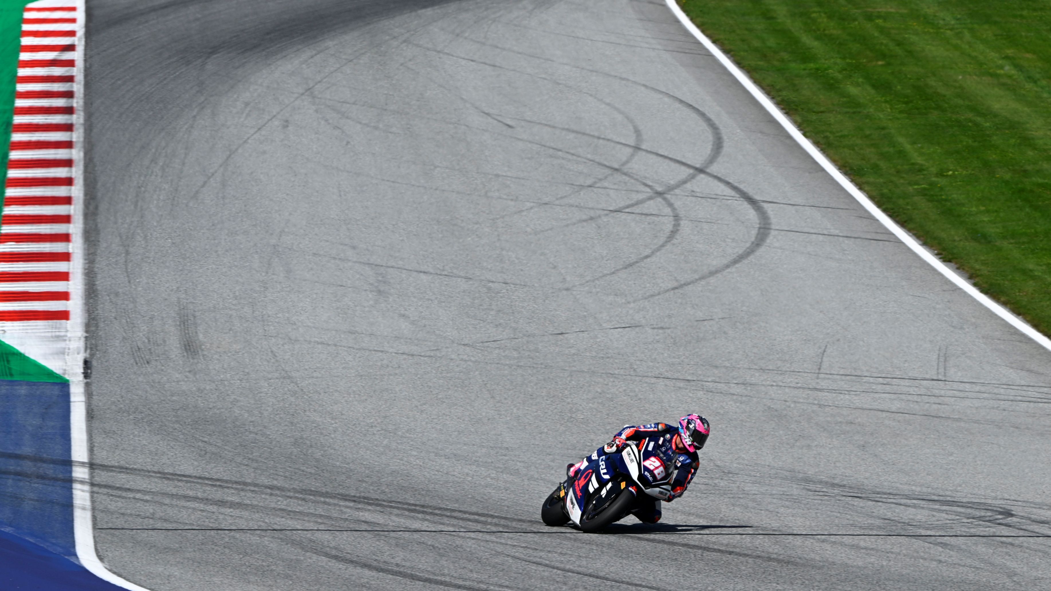 Izan Guevara totalmente escapado, Moto2 Austria 2026