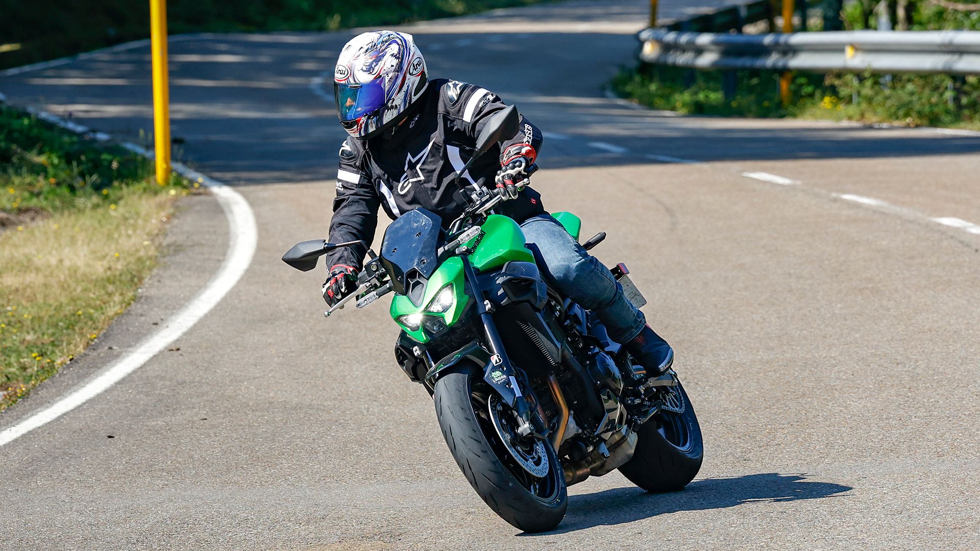 KawasakiI Z900 2026 Accion (21)