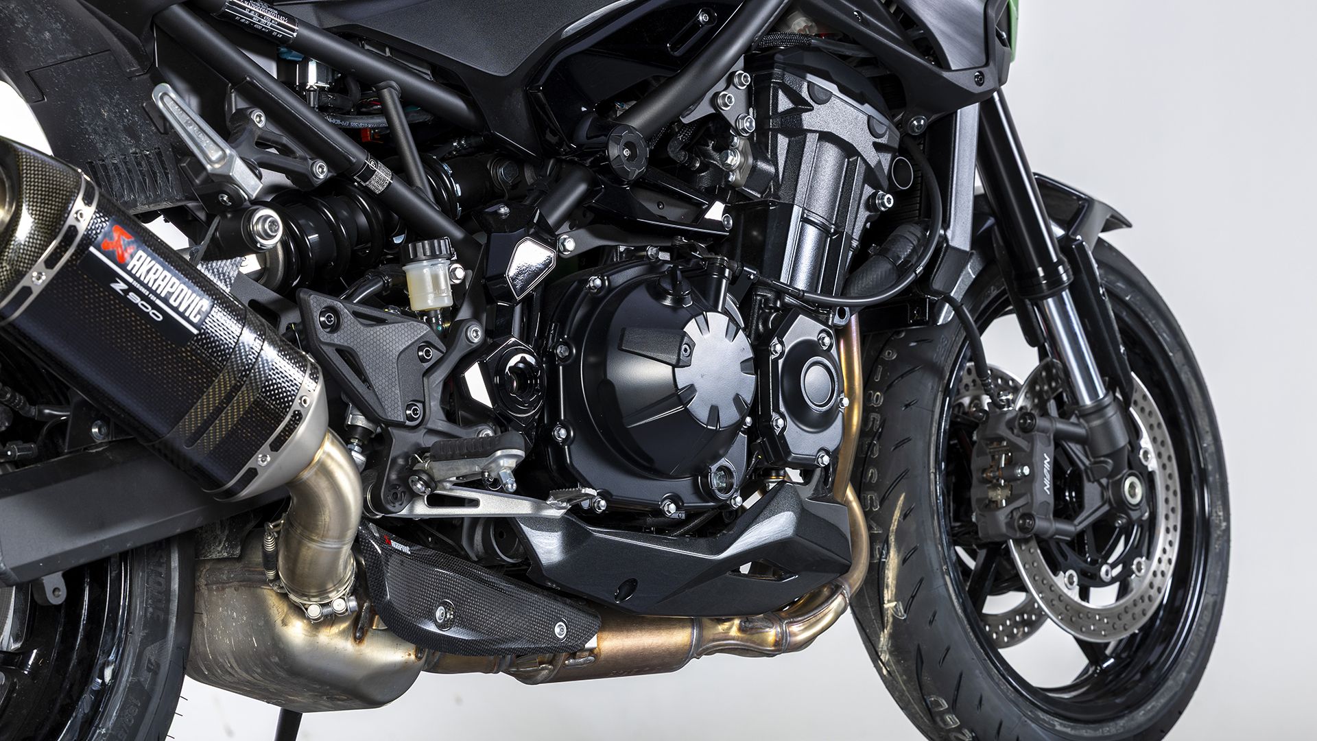 KawasakiI Z900 2026 Detalles (3)