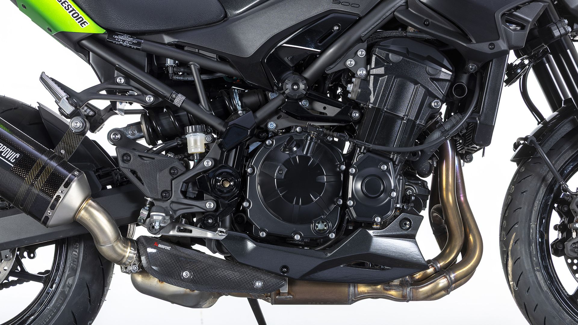 KawasakiI Z900 2026 Detalles (4)