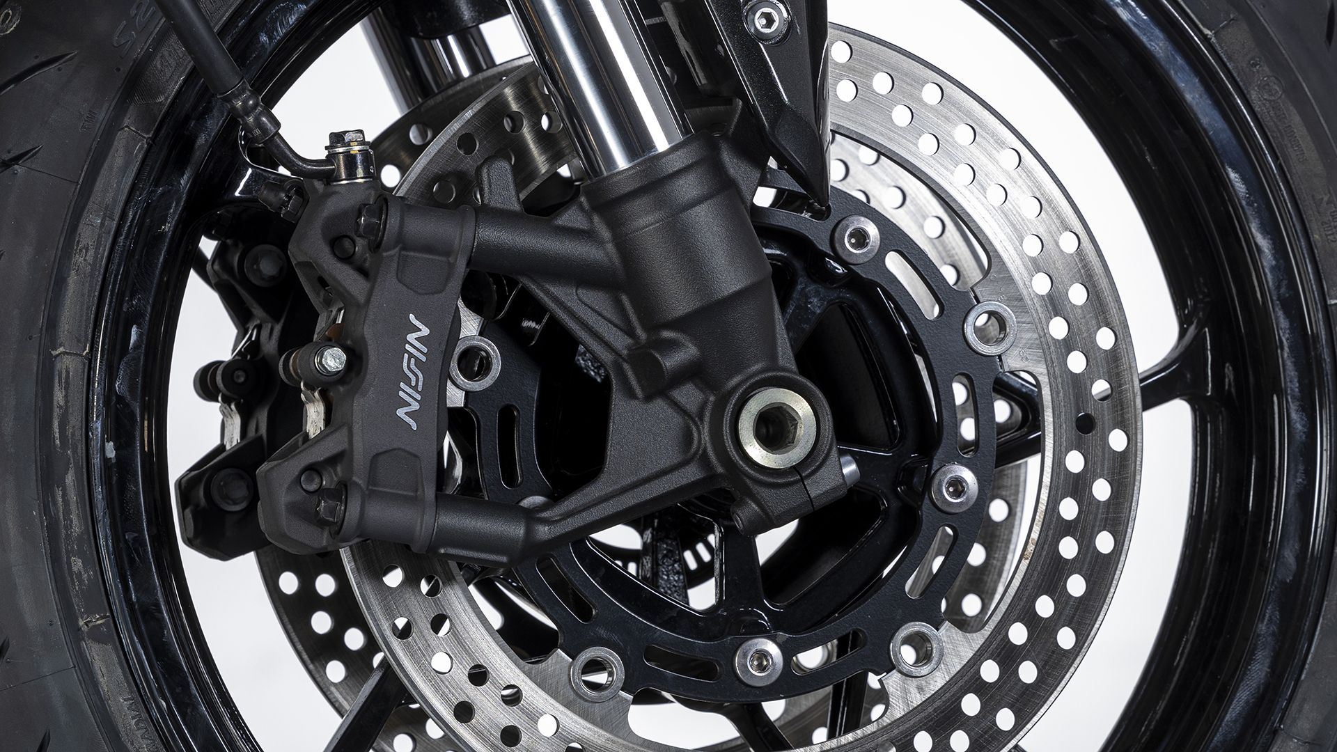 KawasakiI Z900 2026 Detalles (6)