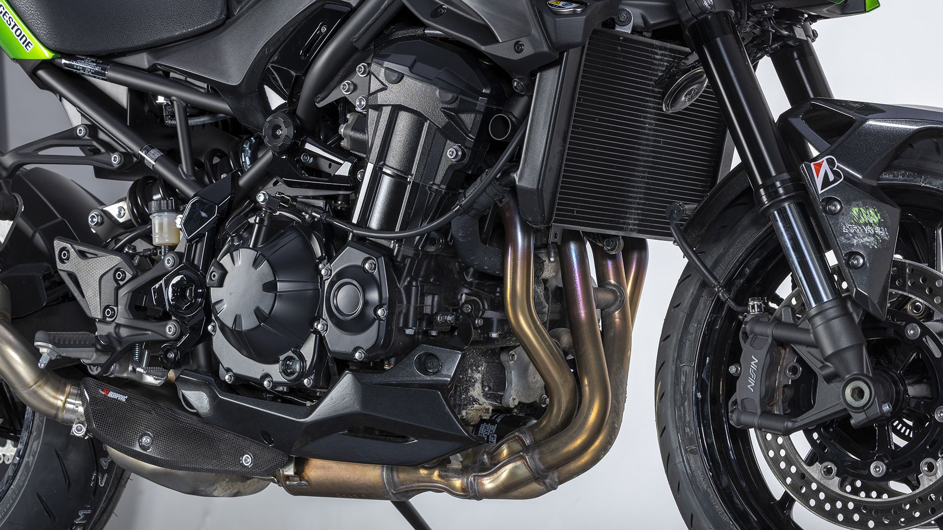 KawasakiI Z900 2026 Detalles (8)