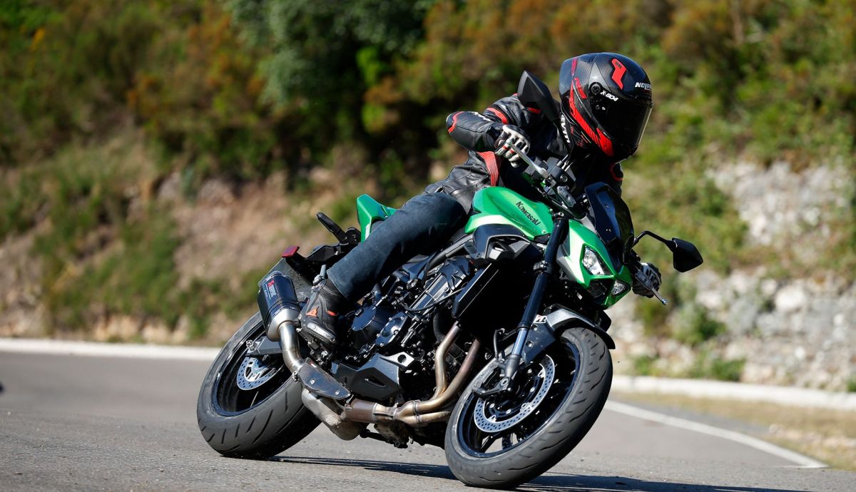 KawasakiI Z900 2026 Accion (12)