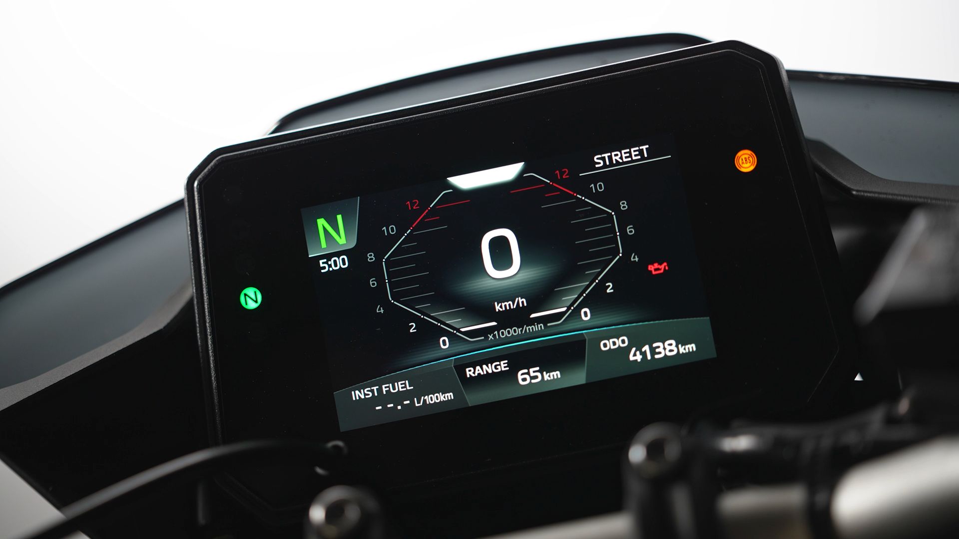 Yamaha MT 07 2026 Detalles Pantalla (7)