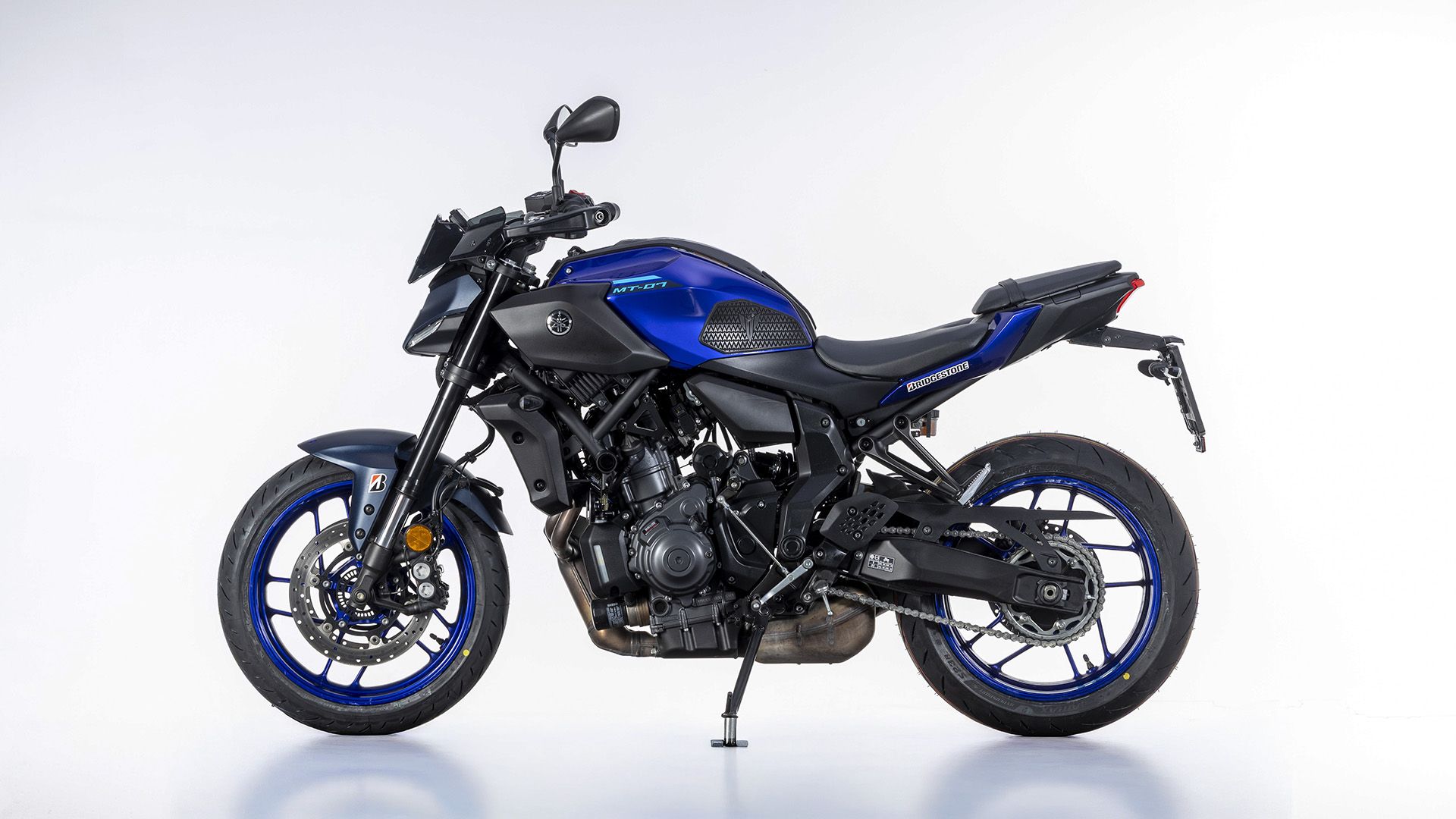 Yamaha MT 07 2026 Estudio (3)