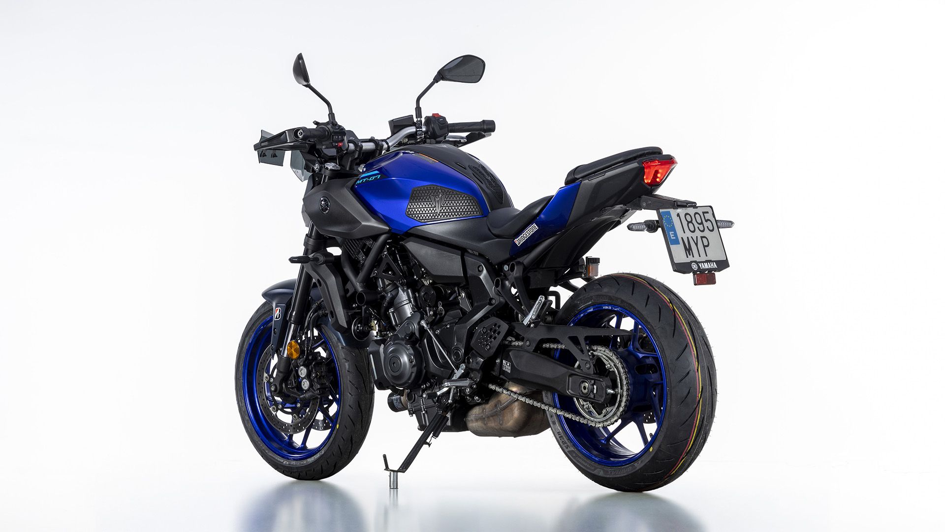 Yamaha MT 07 2026 Estudio (4)
