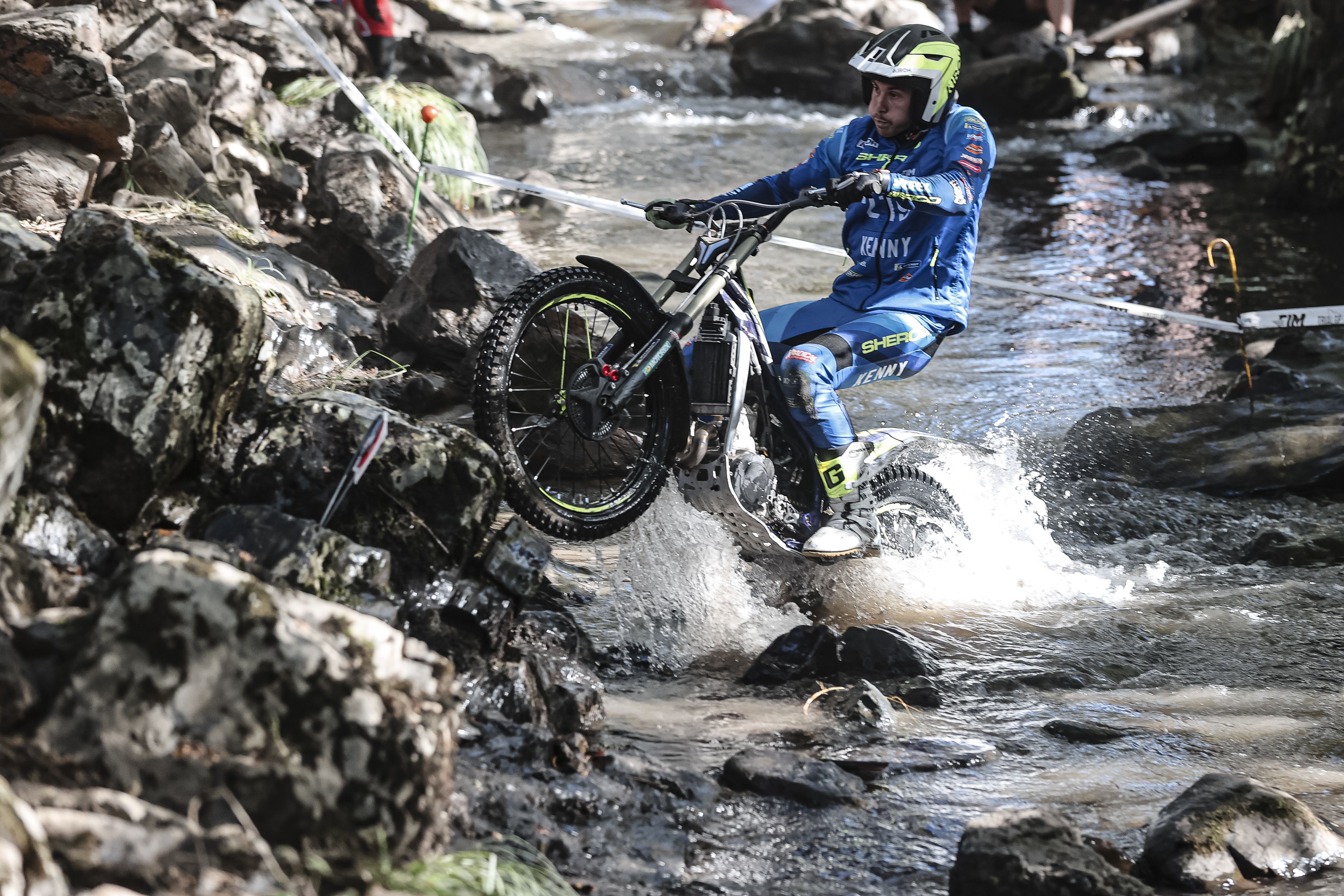 Fotos Arnau Farré (Sherco) Campeón del Mundo Trial2 2026