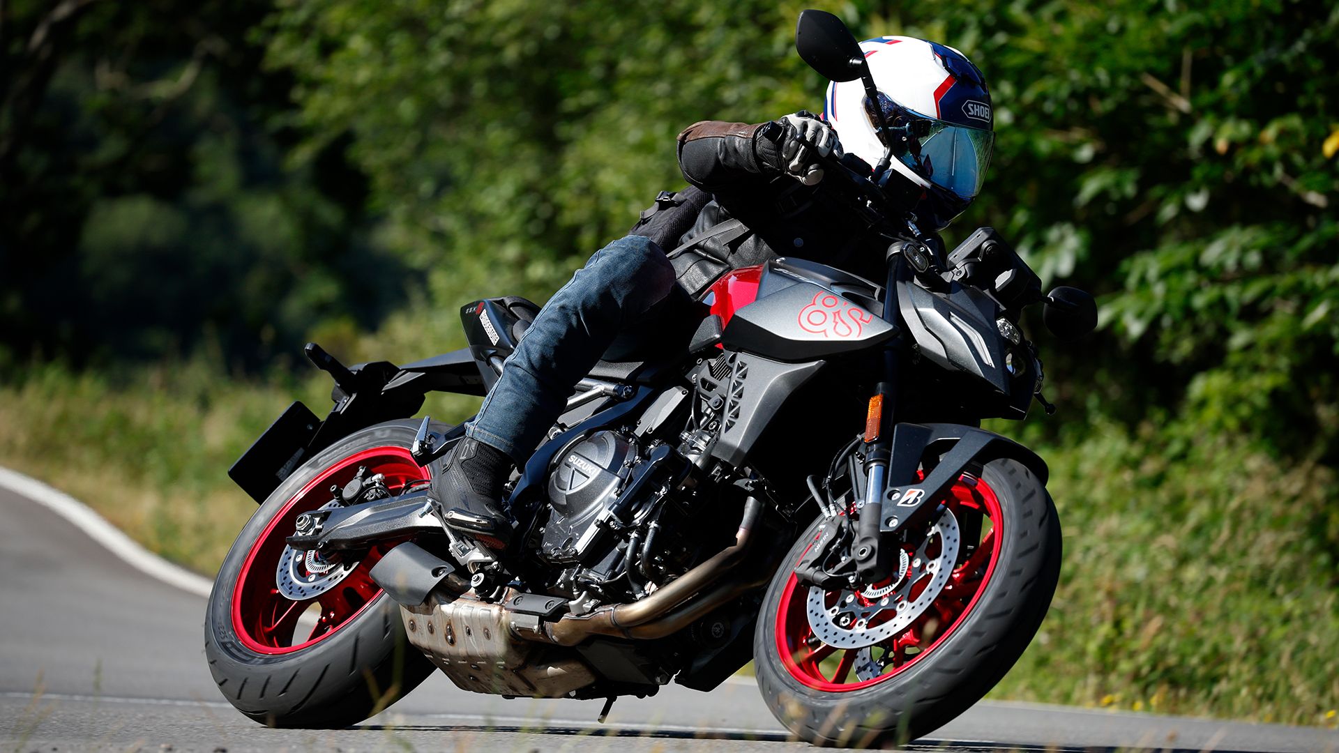Suzuki GSX 8S 2026 Accion (8)