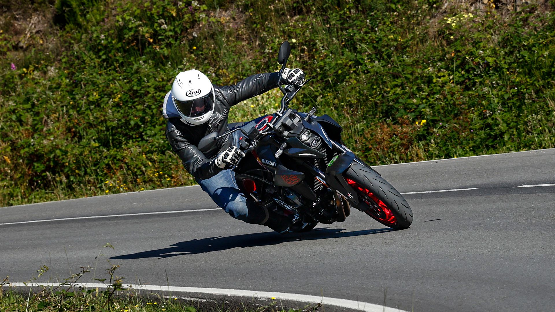 Suzuki GSX 8S 2026 Accion (22)