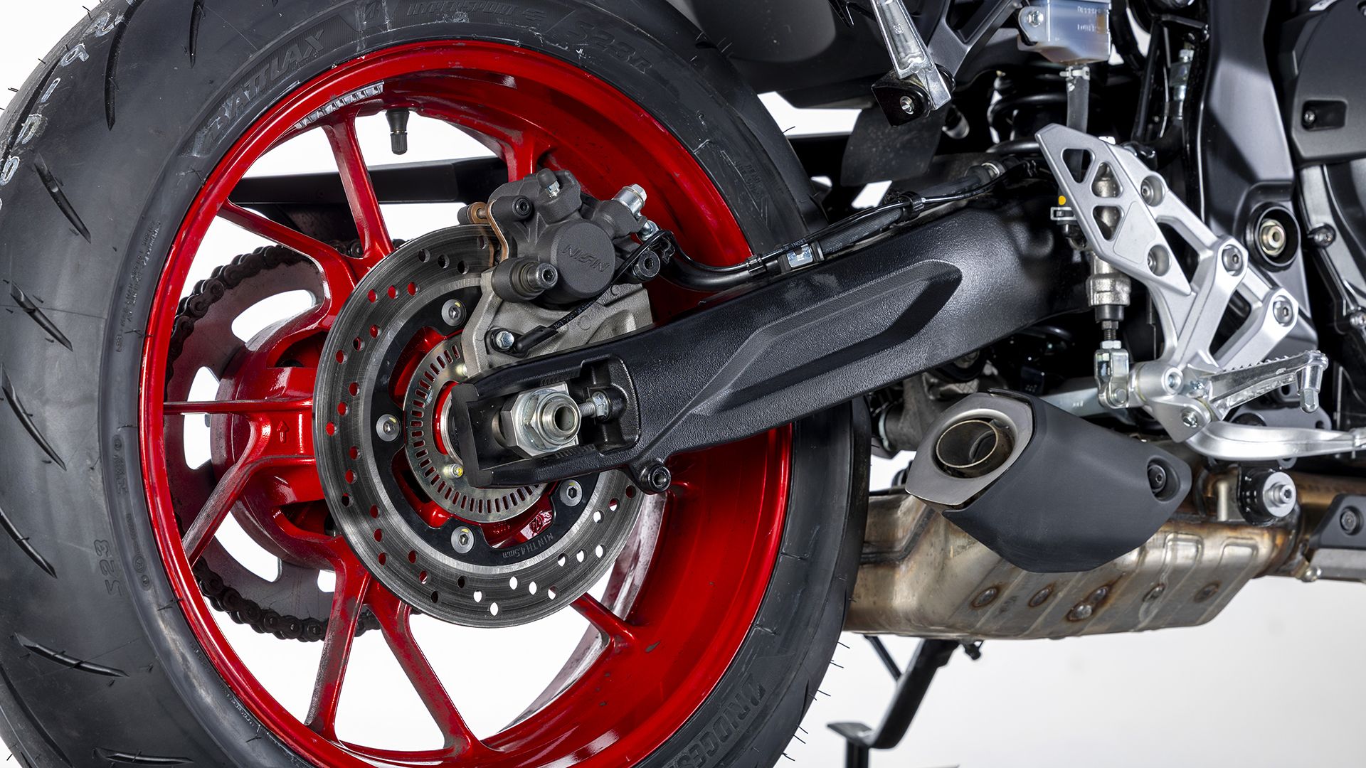 Suzuki GSX 8S 2026 Detalles (1)