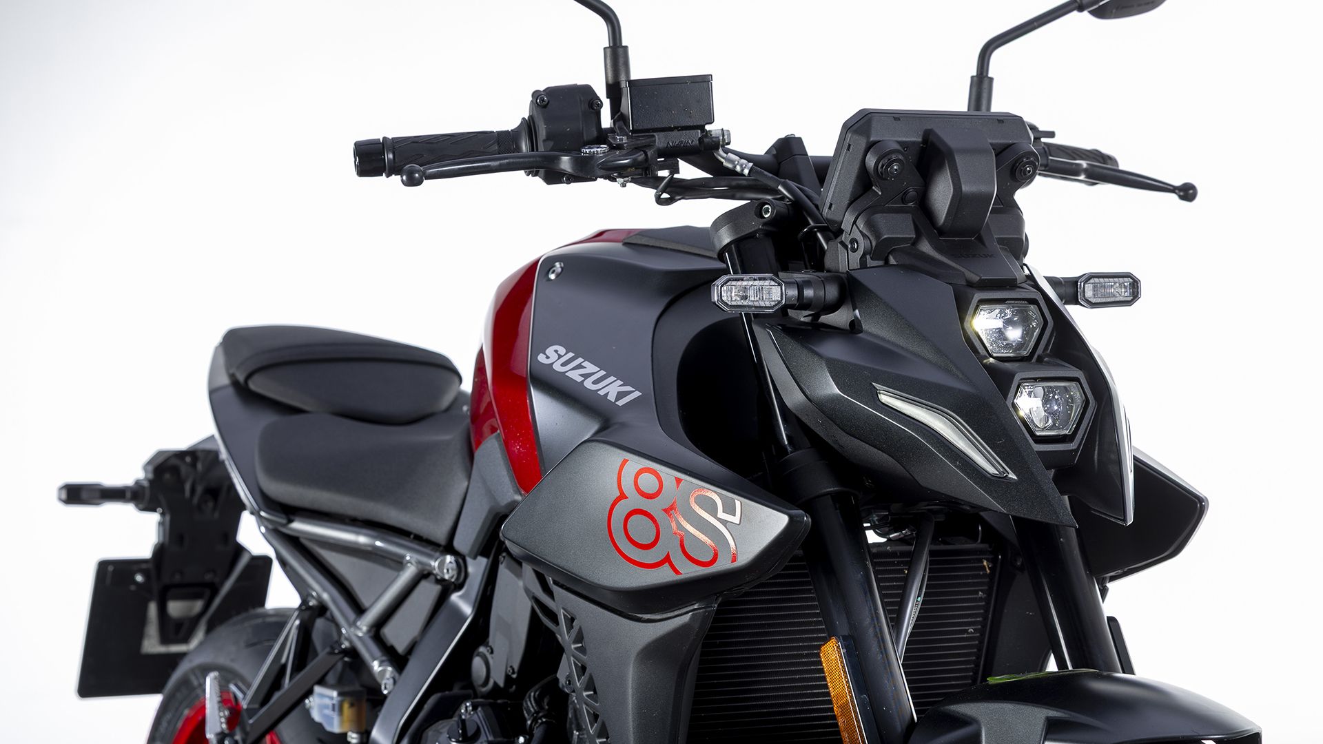 Suzuki GSX 8S 2026 Detalles (8)