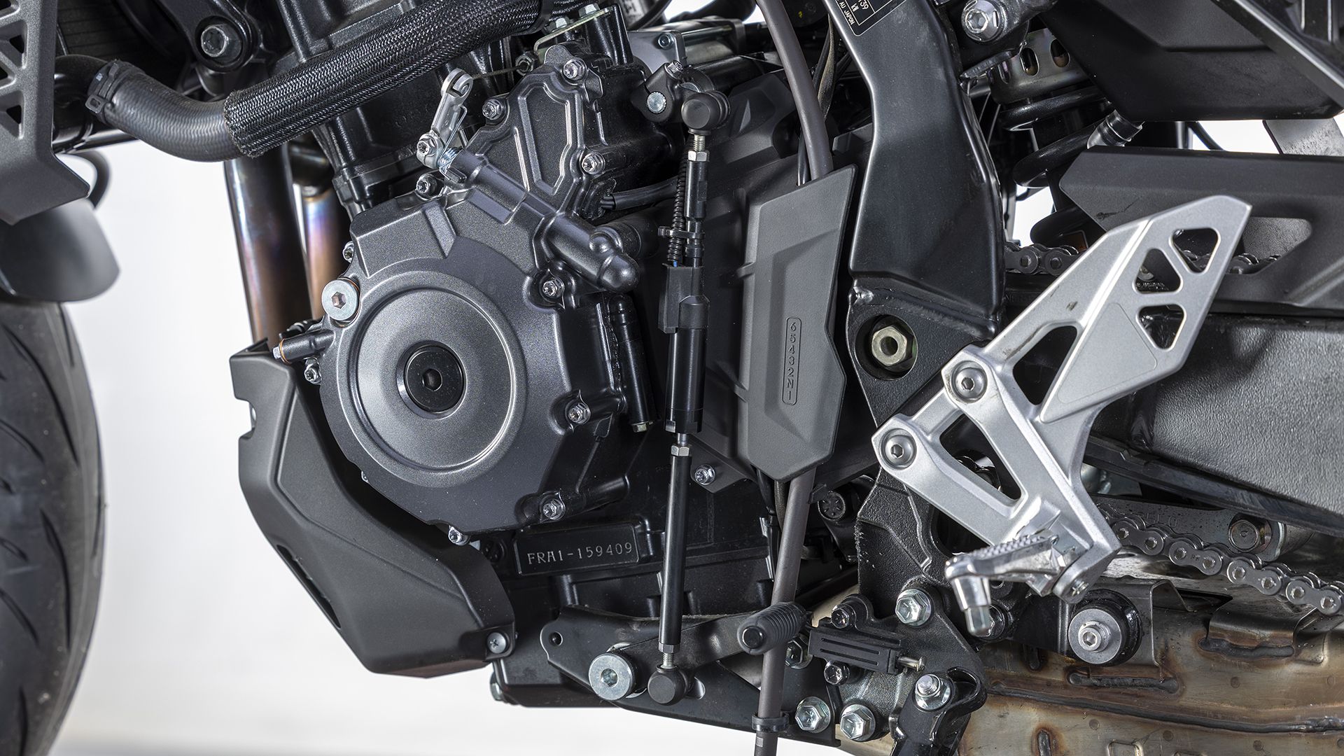Suzuki GSX 8S 2026 Detalles (18)