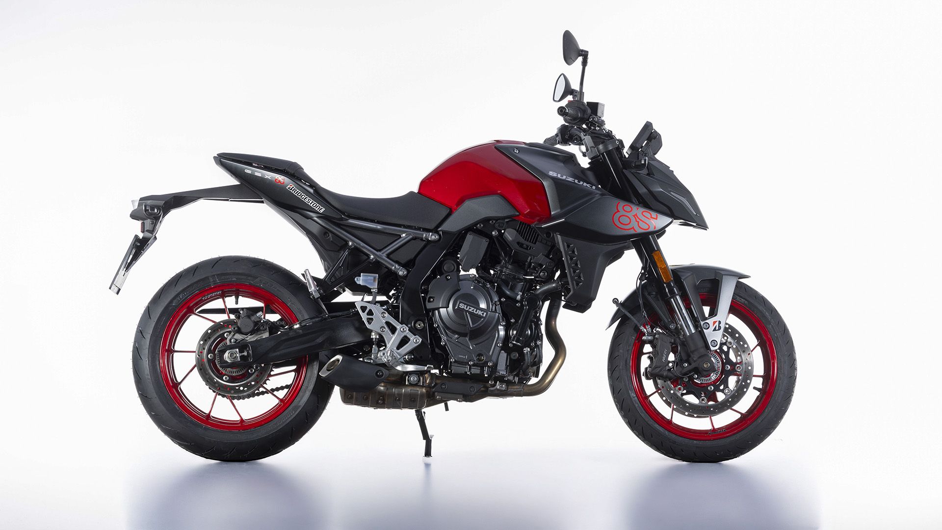 Suzuki GSX 8S 2026 Estudio (1)