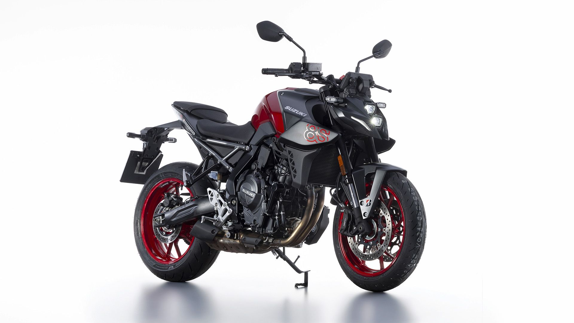 Suzuki GSX 8S 2026 Estudio (2)