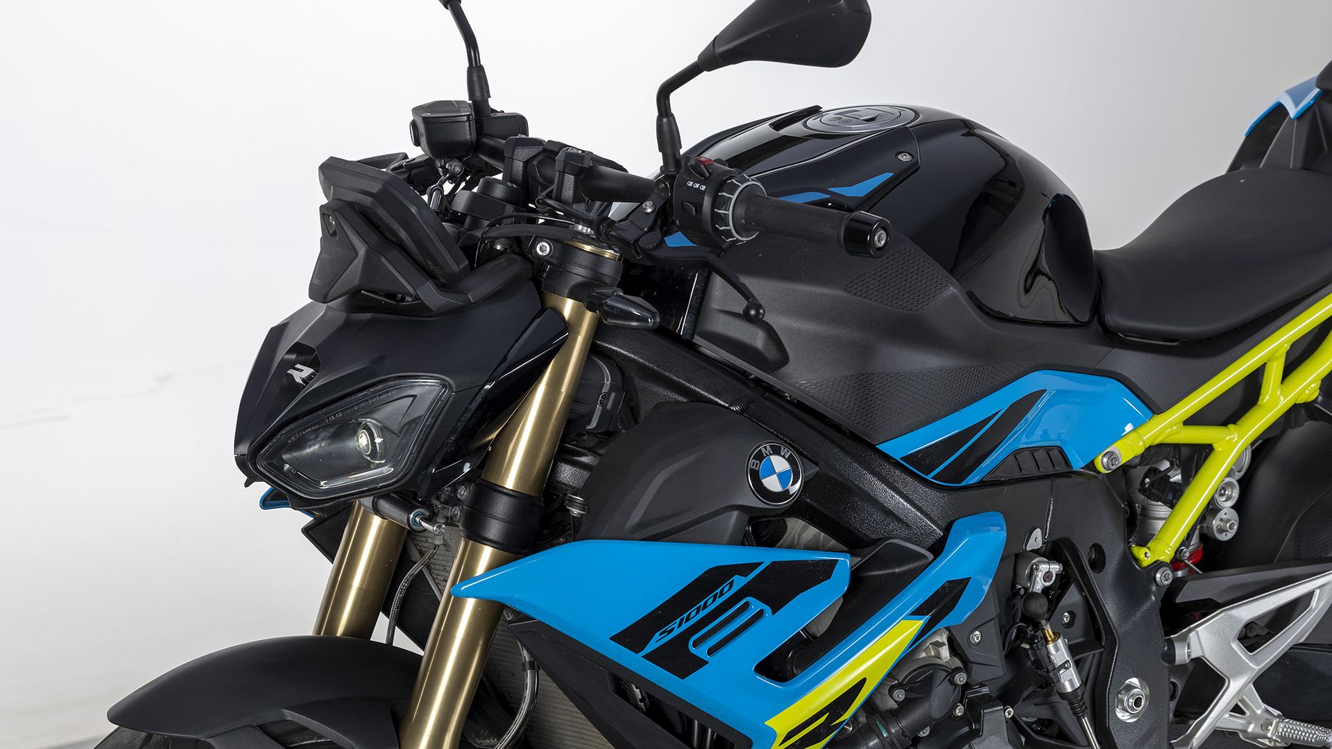 BMW S 1000 R 2026 Detalles (23)
