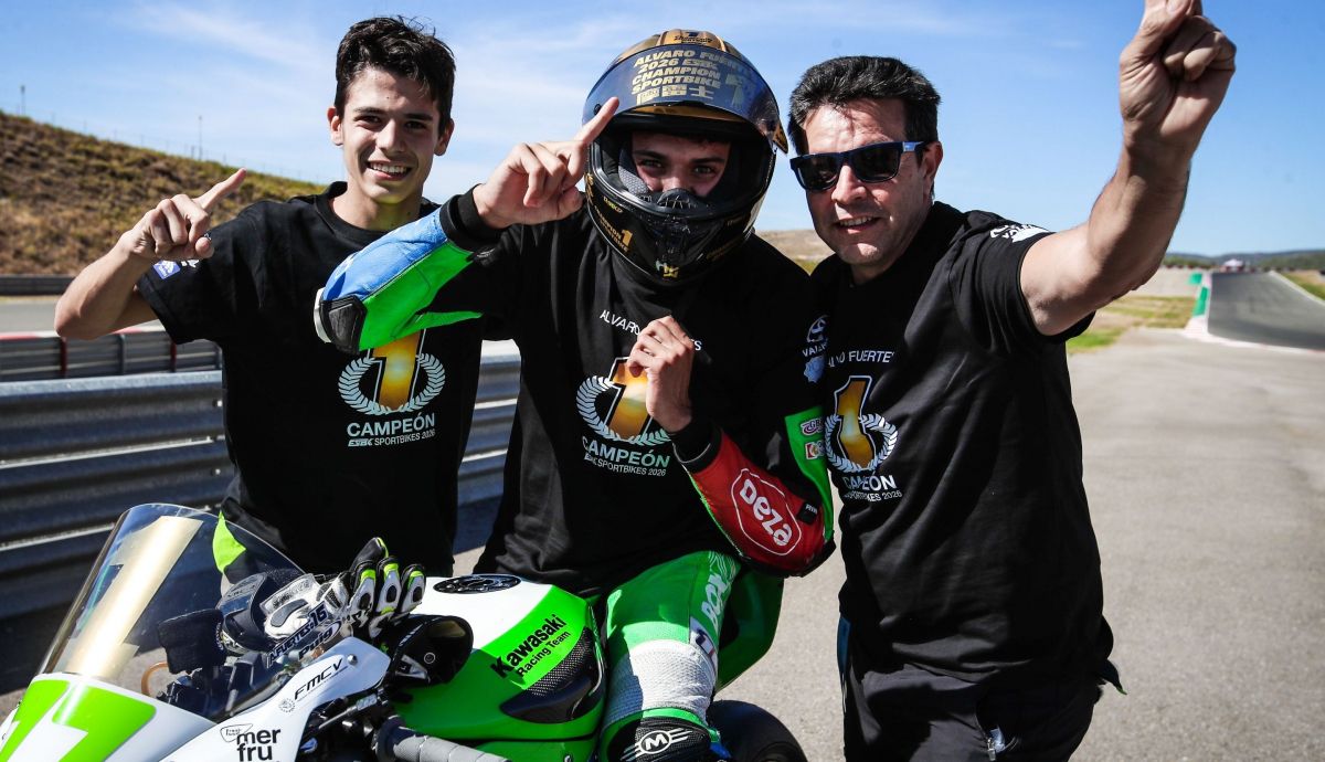Álvaro Fuertes es el primer campeón del ESBK Sportbike