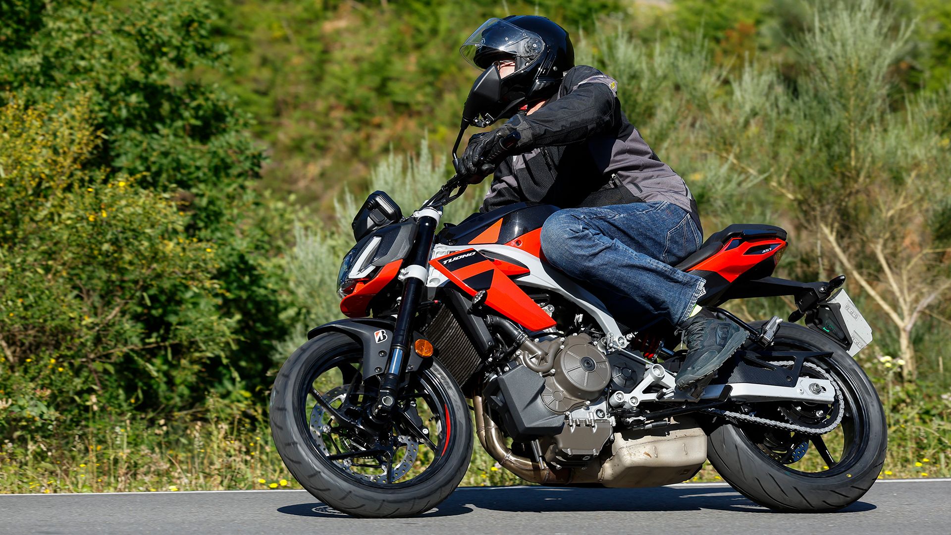 Aprilia Tuono 457 2026 Accion (3)