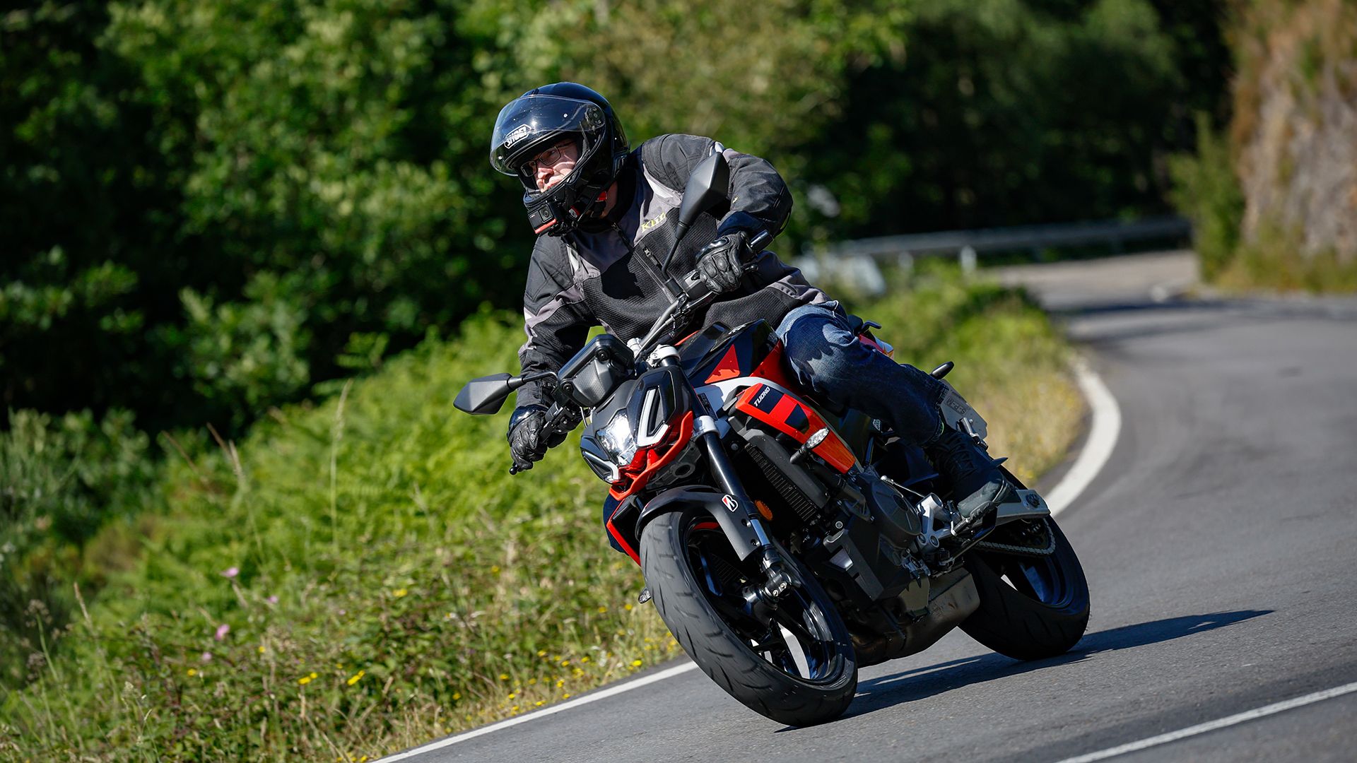 Aprilia Tuono 457 2026 Accion (8)