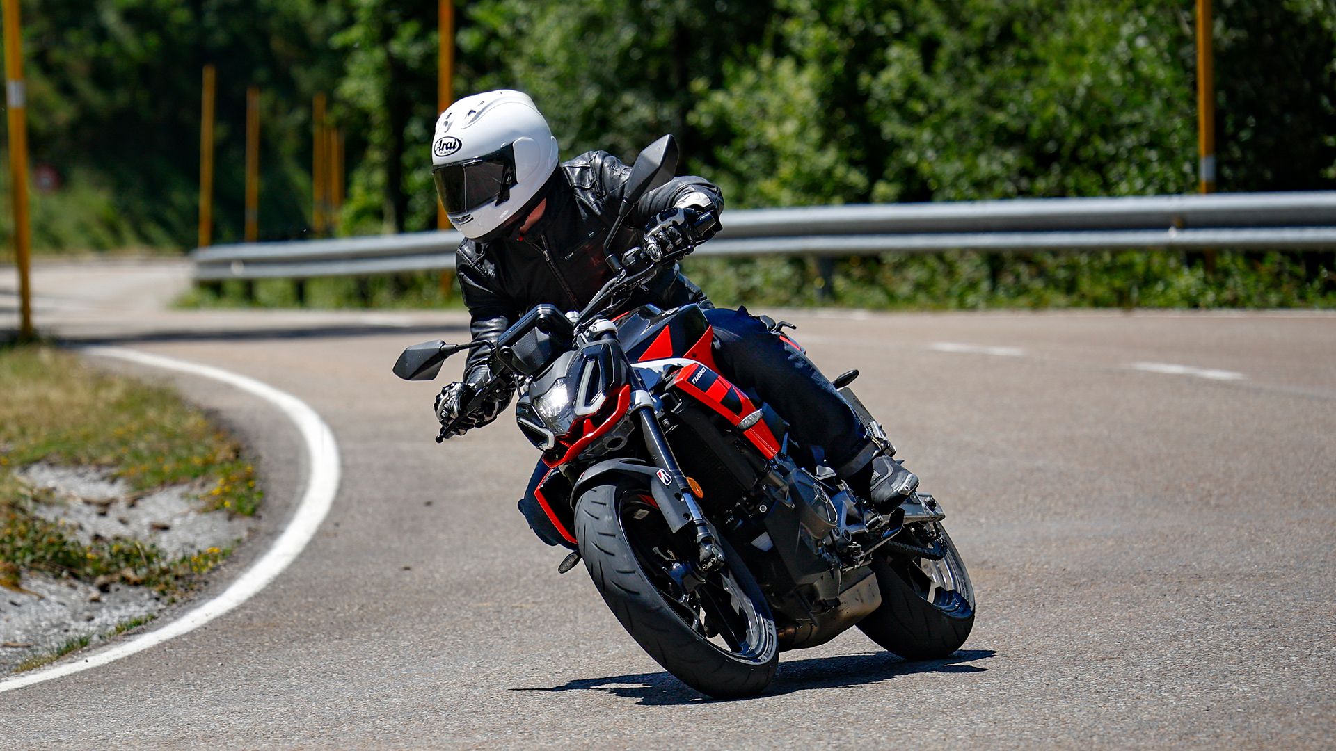 Aprilia Tuono 457 2026 Accion (21)