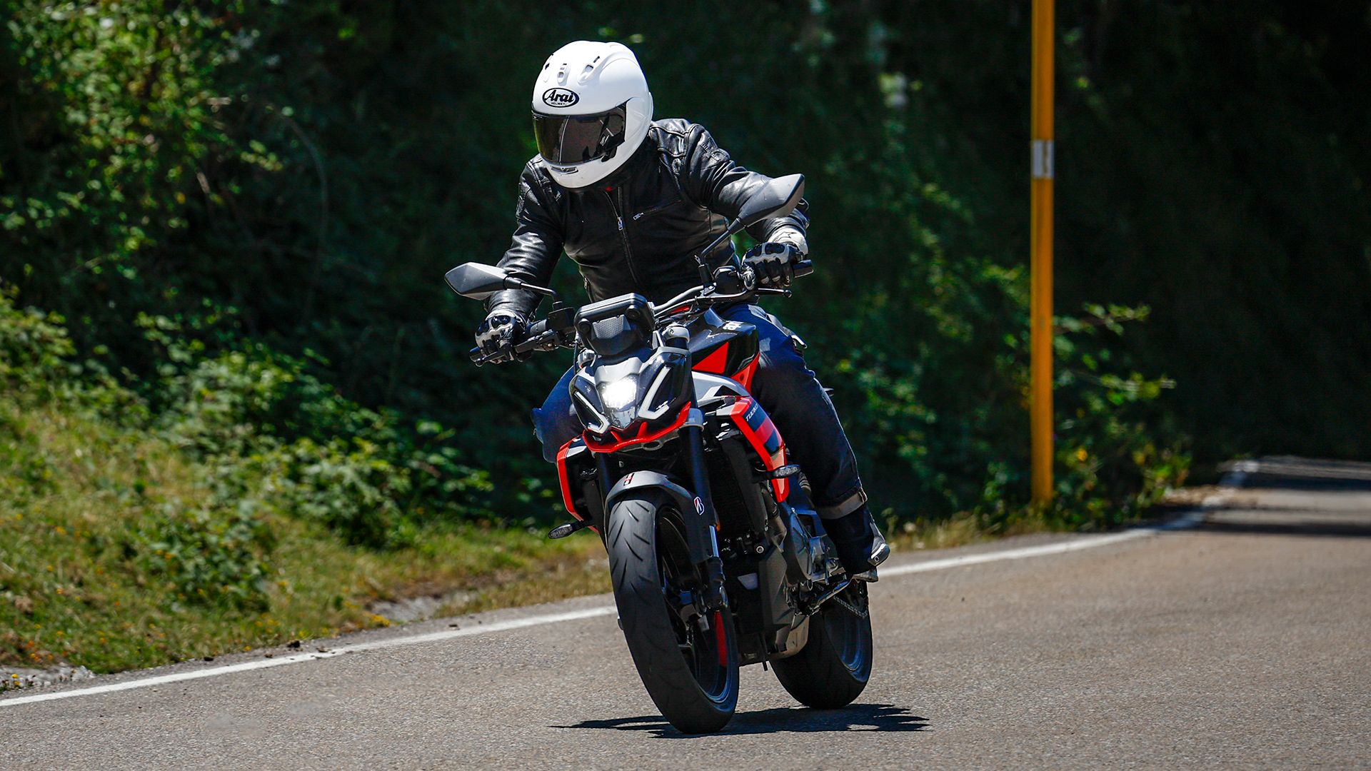 Aprilia Tuono 457 2026 Accion (25)
