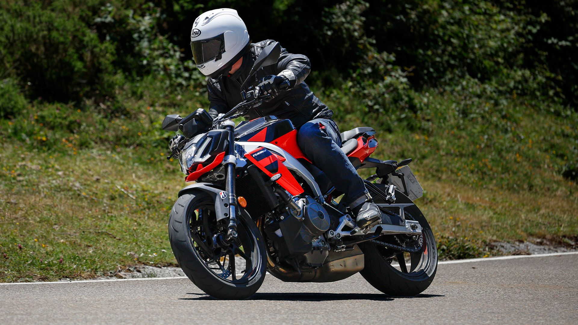 Aprilia Tuono 457 2026 Accion (26)