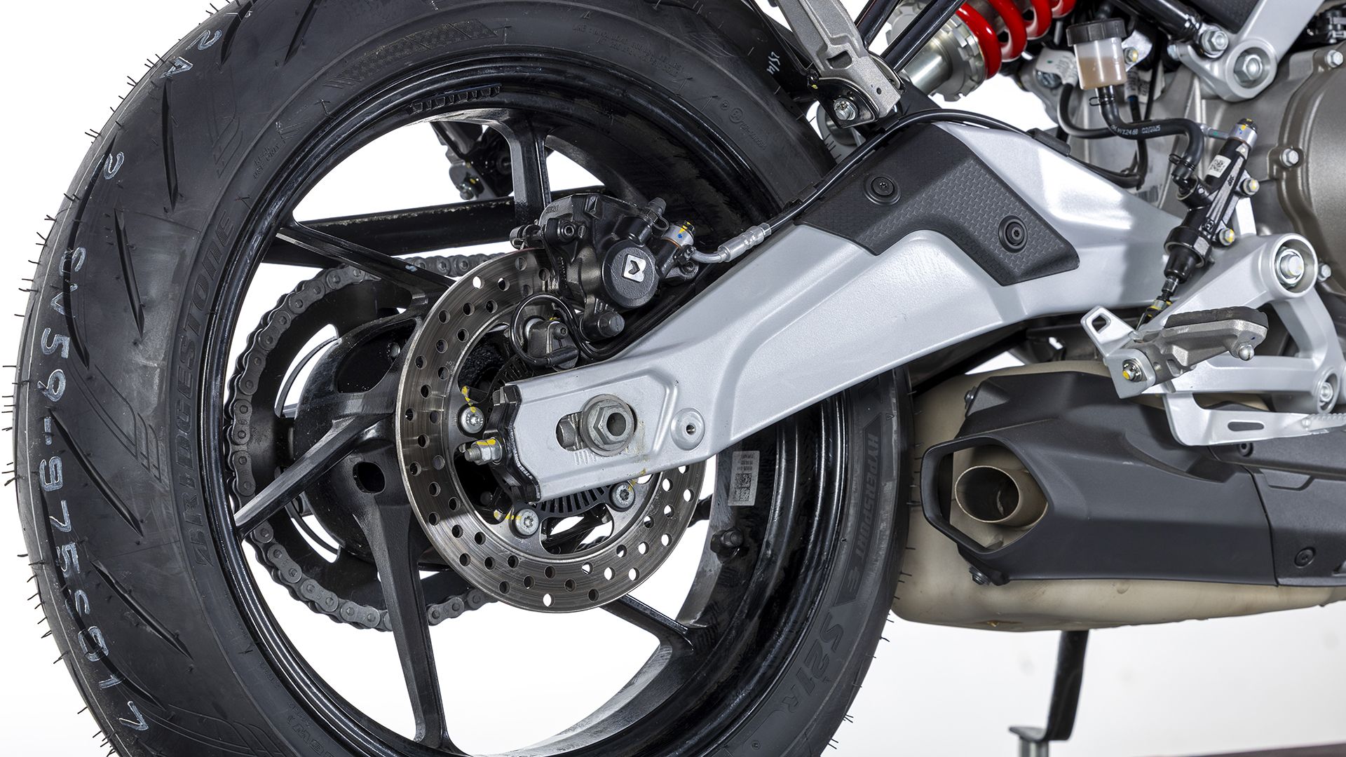 Aprilia Tuono 457 2026 Detalles (1)