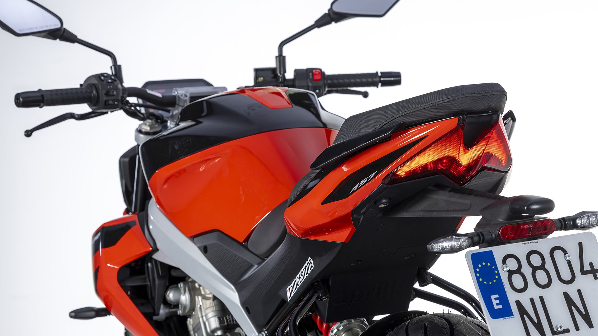 Aprilia Tuono 457 2026 Detalles (17)