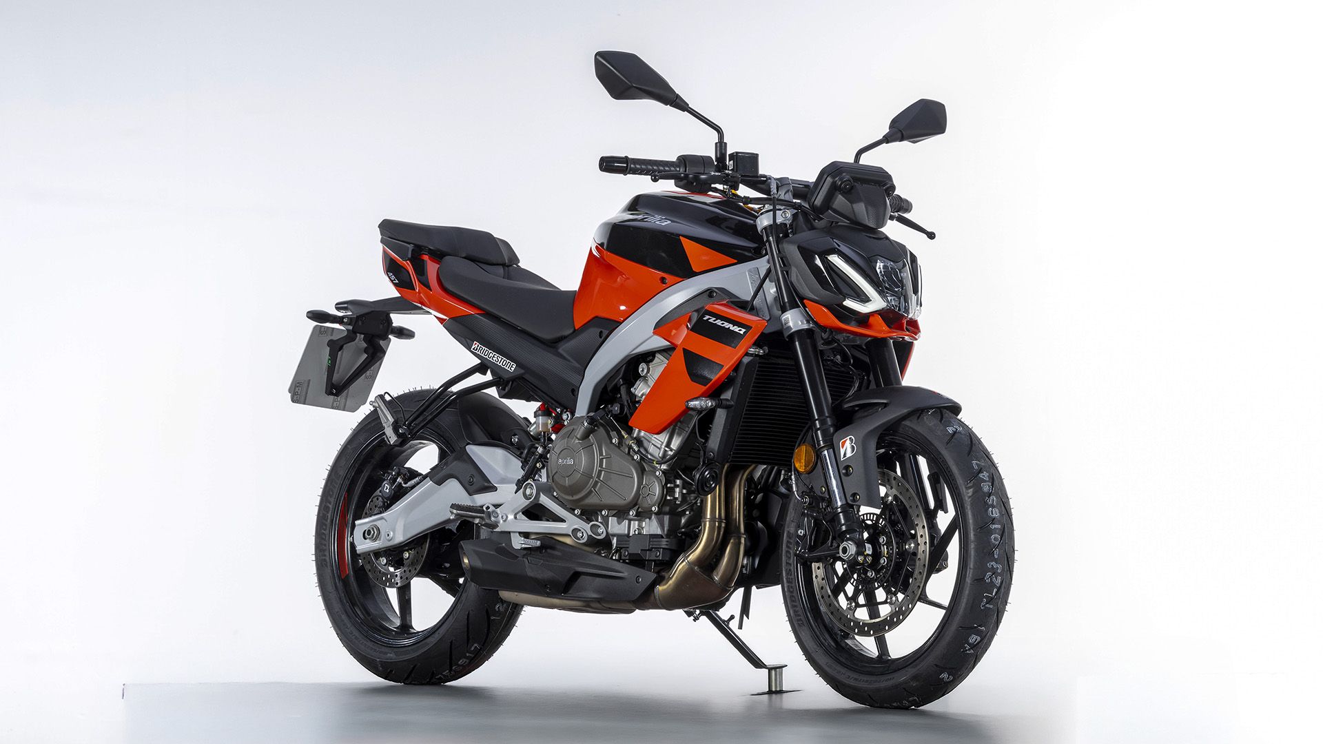 Aprilia Tuono 457 2026 Estudio (2)
